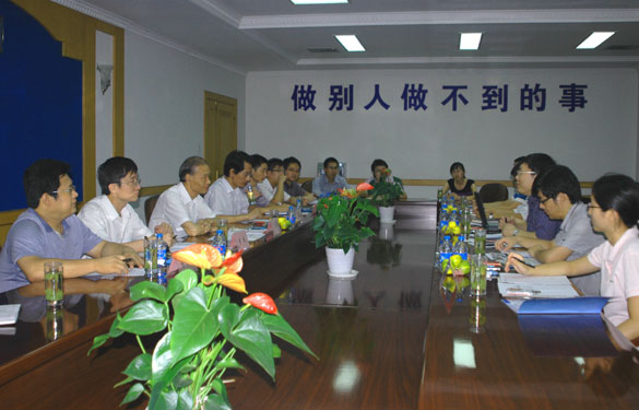 國(guó)核工程有限公司領(lǐng)導(dǎo)、專家來上上集團(tuán)考察