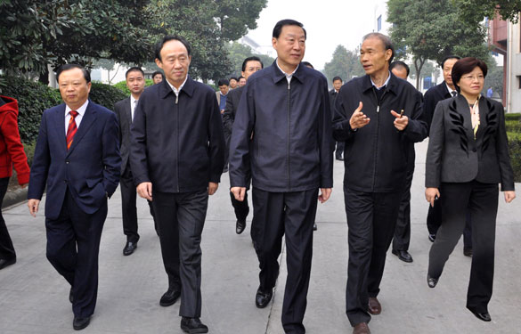 江蘇省省長(zhǎng)羅志軍來(lái)江蘇上上電纜集團(tuán)調(diào)研