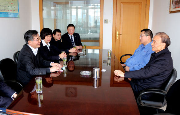 中國建設(shè)銀行常州分行行長尹家健一行來上上集團走訪